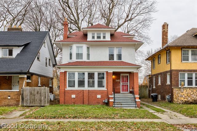 front view picture of 849 Chalmers Street, Detroit, MI. 48215