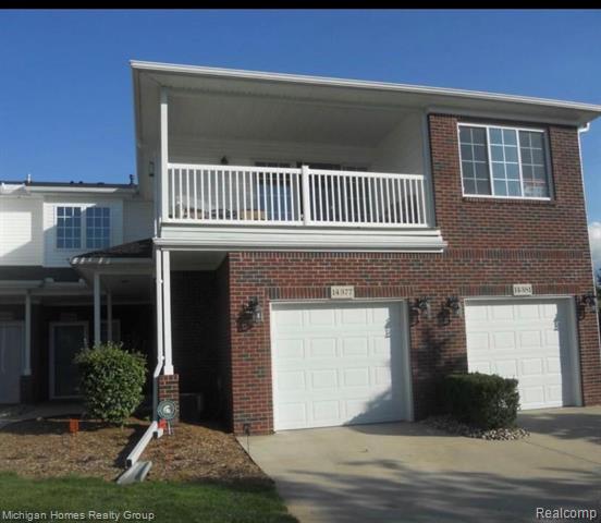 front view picture of 14377 Moravian Manor Cir, Sterling Heights, MI. 48312