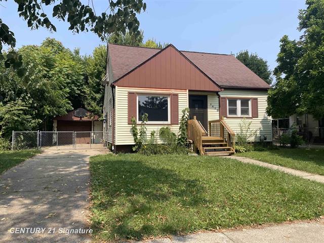 front view picture of 1418 Blueberry Lane, Flint, MI. 48507