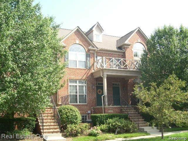 front view picture of 39436 Springwater Drive, Northville, MI. 48168