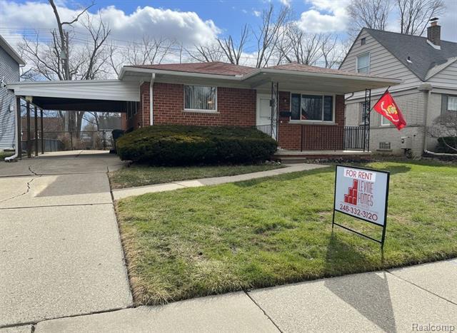 front view picture of 2043 Ellwood Ave, Berkley, MI. 48072