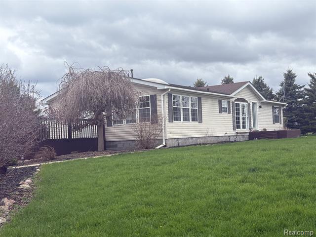 front view picture of 2652 Murphy Lake Road, Silverwood, MI. 48760