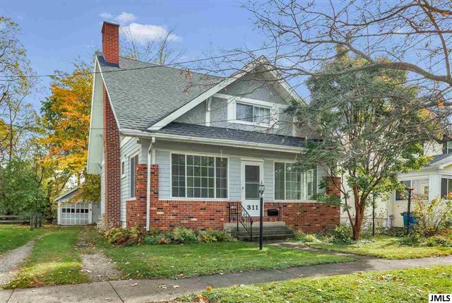 front view picture of 311 S Hibbard, Jackson, MI. 49202