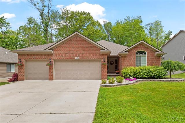 front view picture of 1071 Preservation Dr, Tecumseh, MI. 49286
