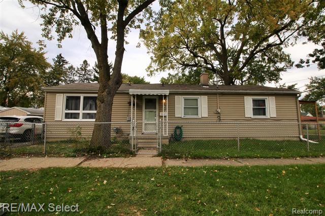 front view picture of 4618 Brunswick Avenue, Flint, MI. 48507