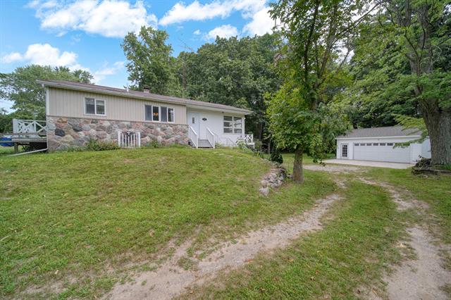front view picture of 615 Brown, Grass Lake, MI. 49240
