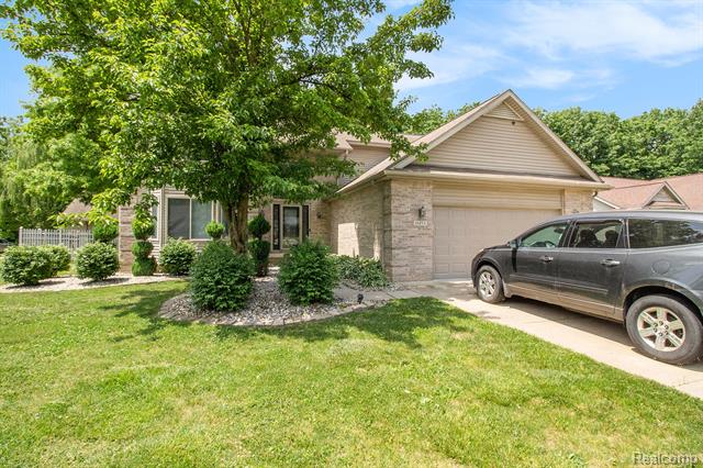 front view picture of 11275 Grand Oaks Drive, Clio, MI. 48420