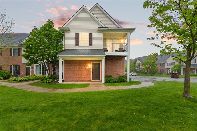 front view picture of 3143 Kneeland Circle, Howell, MI. 48843