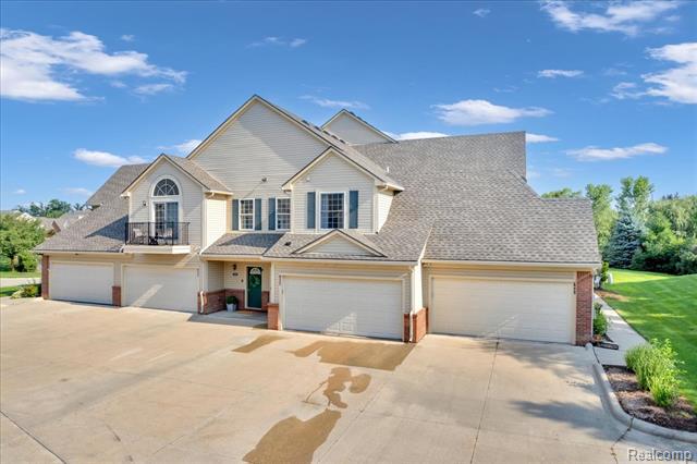 front view picture of 7888 Marie Drive, Shelby Township, MI. 48316