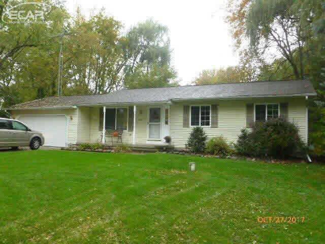 front view picture of 1444 Amy Street, Burton, MI. 48509