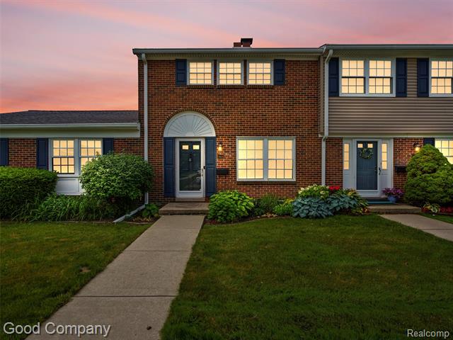 front view picture of 19614 Aqueduct Court, Northville, MI. 48167