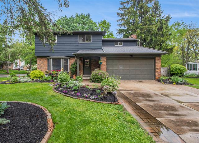 front view picture of 2454 Midvale Street, Ypsilanti, MI. 48197