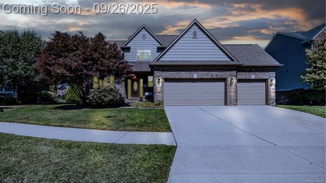 front view picture of 21839 Goldenwillow Drive, Macomb, MI. 48044