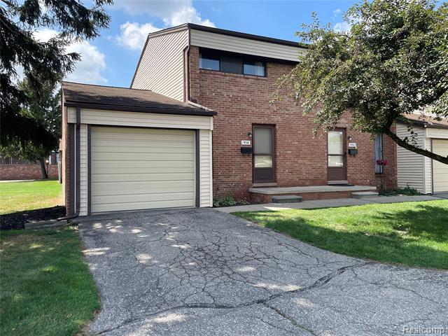 front view picture of 1958 Roman Ct, Warren, MI. 48092