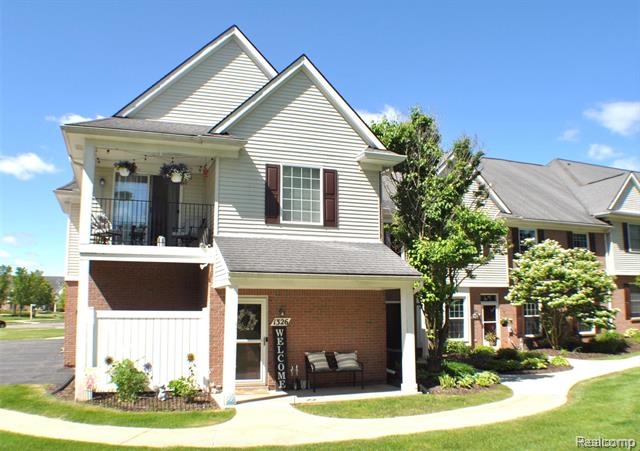 front view picture of 1326 Dufree Boulevard, Howell, MI. 48843