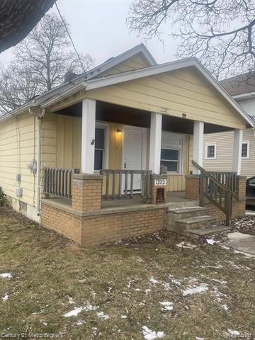 front view picture of 1222 Knapp, Flint, MI. 48503