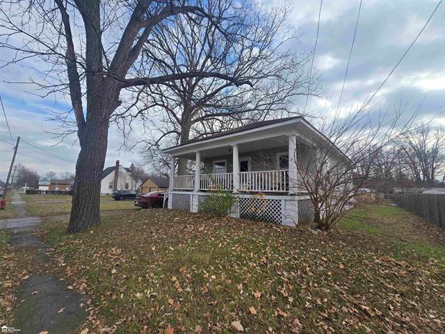 front view picture of 258 E State, Montrose, MI. 48457