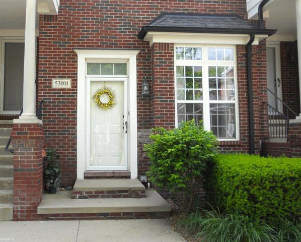 front view picture of 53101 Providence Drive, Shelby Township, MI. 48316