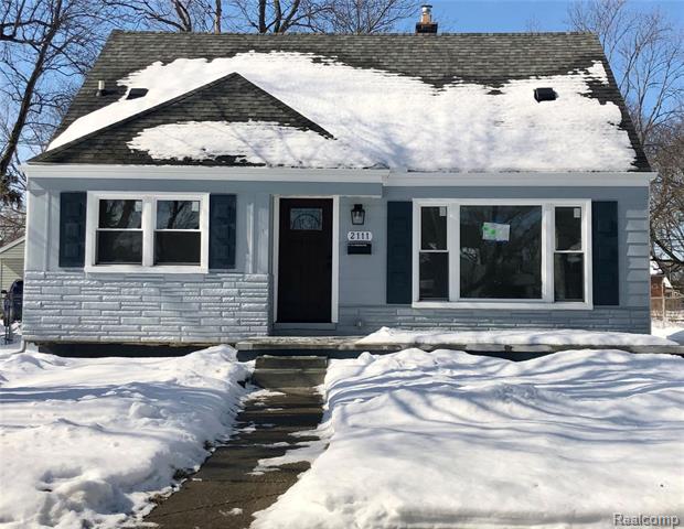 front view picture of 2111 Thomas Ave, Berkley, MI. 48072
