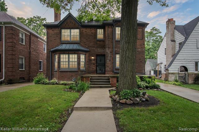front view picture of 16641 La Salle Avenue, Detroit, MI. 48221