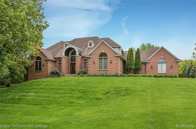 front view picture of 7688 Ellens Way Street, Ann Arbor, MI. 48105