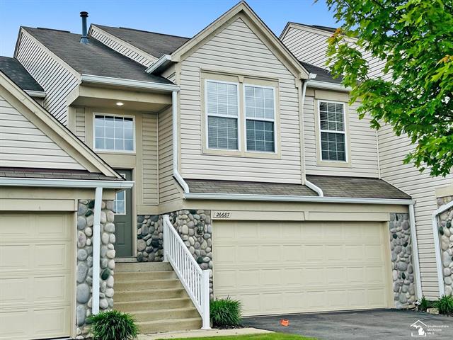 front view picture of 26687 Kirkway Circle, Trenton, MI. 48183