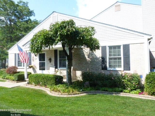 front view picture of 24618 North Meadow, Mount Clemens, MI. 48043