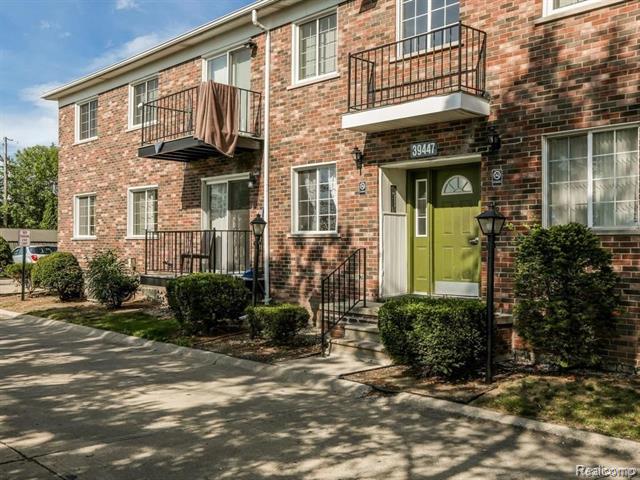 front view picture of 39447 Van Dyke   Unit 211 Avenue, Sterling Heights, MI. 48313