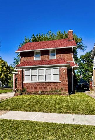 front view picture of 388 Chalmers Street, Detroit, MI. 48215
