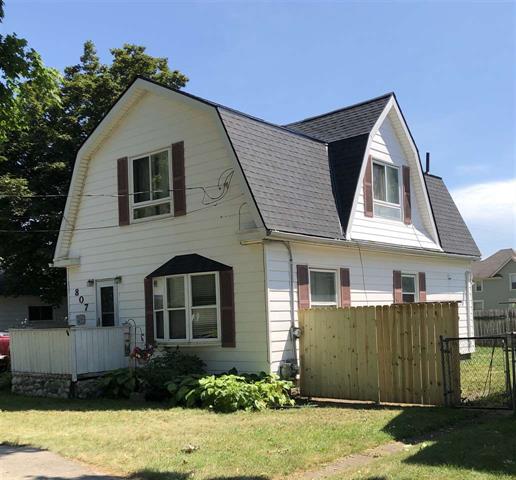 front view picture of 807 Michigan Ave, Owosso, MI. 48867
