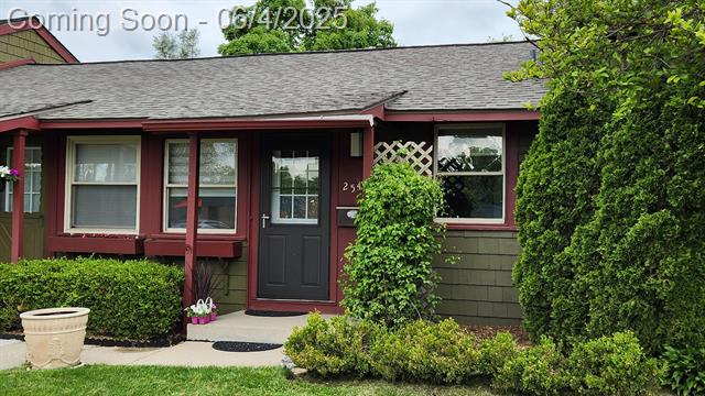 front view picture of 2542 Pittsfield Boulevard, Ann Arbor, MI. 48104