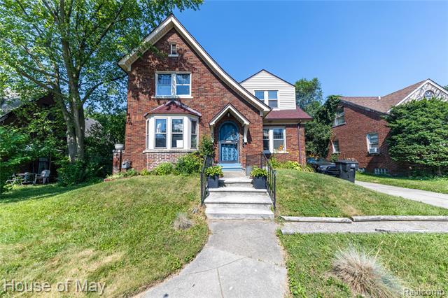 front view picture of 15365 Lindsay Street, Detroit, MI. 48227