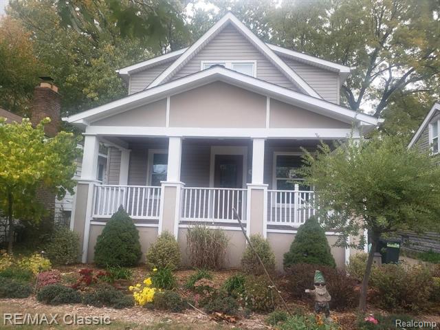 front view picture of 617 E 3Rd St, Royal Oak, MI. 48067