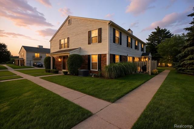 front view picture of 15757 N Franklin Drive, Clinton Township, MI. 48038