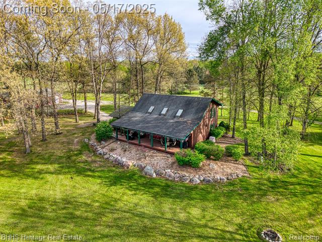 front view picture of 2179 Bowen Road, Howell, MI. 48855