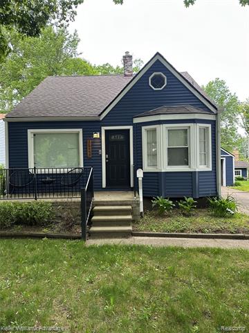 front view picture of 26457 Delton St, Madison Heights, MI. 48071