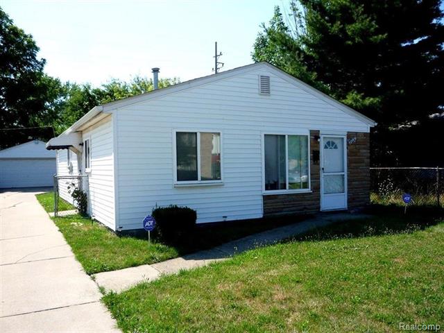 front view picture of 6031 Ashton Avenue, Detroit, MI. 48228
