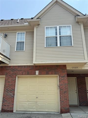 front view picture of 8469 Heywood Circle, Sterling Heights, MI. 48312