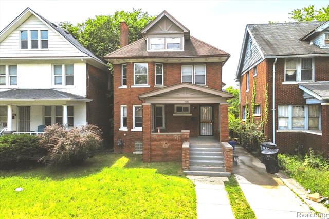 front view picture of 4443 Oregon Street, Detroit, MI. 48204