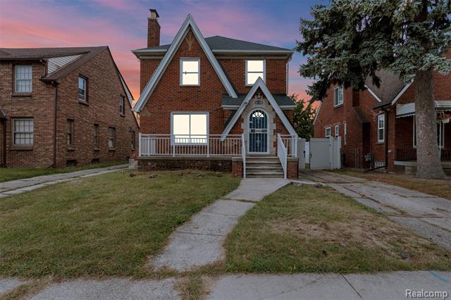 front view picture of 17179 Snowden Street, Detroit, MI. 48235