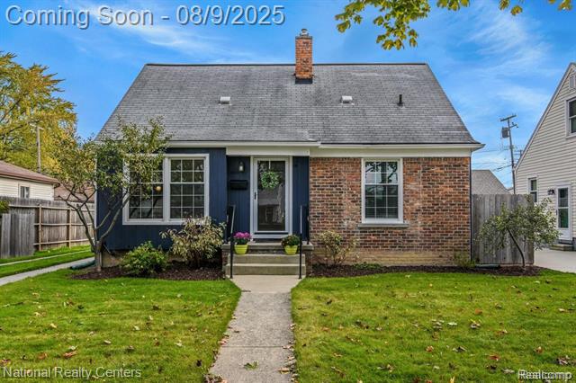 front view picture of 1800 Bacon Ave, Berkley, MI. 48072