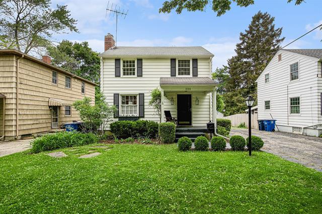 front view picture of 808 Princeton Street, Ann Arbor, MI. 48103