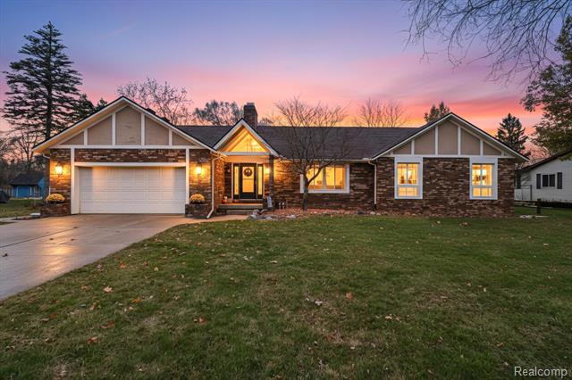 front view picture of 8474 Wesley Drive, Flushing, MI. 48433