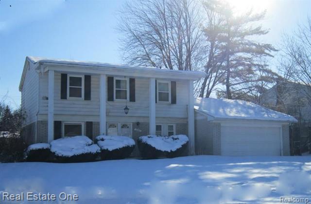 front view picture of 21041 Andover Rd, Southfield, MI. 48076