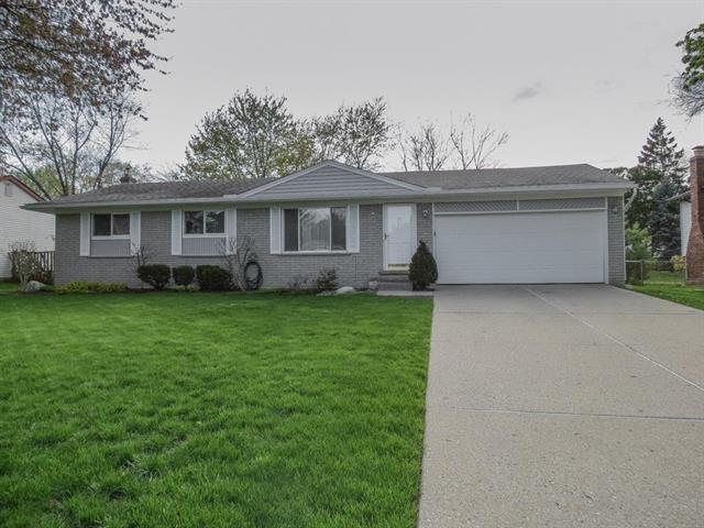 front view picture of 2842 Deake Avenue, Ann Arbor, MI. 48108