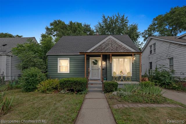 front view picture of 20482 Monica Street, Detroit, MI. 48221