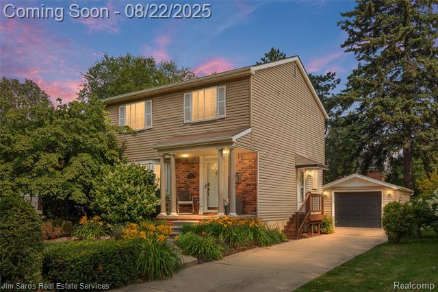 front view picture of 1511 E 5Th Street, Royal Oak, MI. 48067
