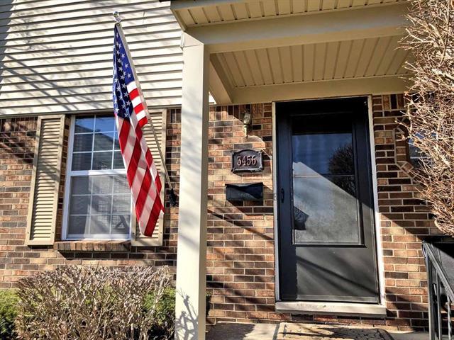 front view picture of 3456 Burbank Drive, Ann Arbor, MI. 48105