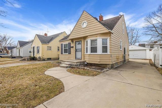 front view picture of 19974 Mccormick Street, Detroit, MI. 48224