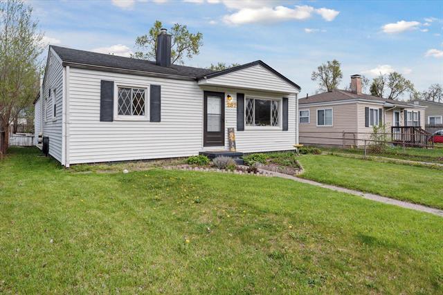 front view picture of 287 Dakota Street, Ypsilanti, MI. 48198